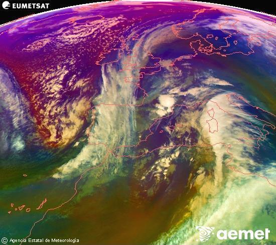 RGB composition where several channels of satellite Meteosat operational in 0� N 0� W are mixed, providing air mass and cloudiness features.&nbsp;Monday, 15 December  2025 17:00