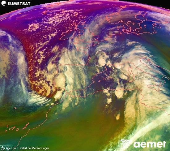 RGB composition where several channels of satellite Meteosat operational in 0� N 0� W are mixed, providing air mass and cloudiness features.&nbsp;Monday, 15 December  2025 22:00