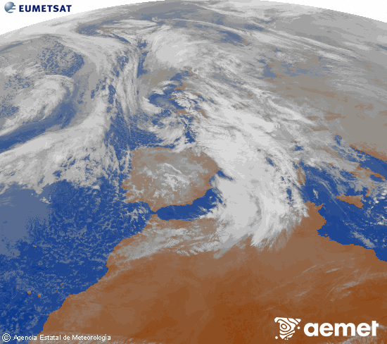 Imagen de la zona de Europa y Norte de �frica del canal infrarrojo del sat�lite Meteosat operacional en 0�N 0�W, procesada para darle color.&nbsp;dilluns, 22 de desembre  2025 11:00