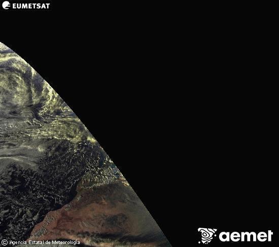 Esta imagen se genera utilizando informaci�n de los canales visibles del sat�lite METEOSAT perteneciente a la segunda generaci�n de sat�lites Meteosat (MSG). Por ese motivo, s�lo hay informaci�n en la zona iluminada por el sol. Adem�s, los canales han sido normalizados para que el brillo no dependa de la posici�n del sol.&nbsp;dilluns, 22 de desembre  2025 18:00