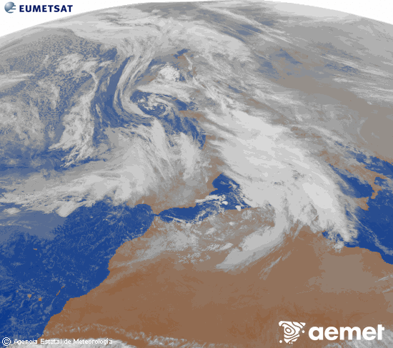 Imagen de la zona de Europa y Norte de �frica del canal infrarrojo del sat�lite Meteosat operacional en 0�N 0�W, procesada para darle color.&nbsp;dilluns, 22 de desembre  2025 19:00