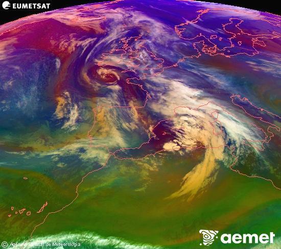 RGB-a Meteosat eragiketa-sateliteko hainbat kanal 0�W-a 0�N-ean, aire-masen eta hodeitzaren ezaugarrien erakusgarri izango dena.&nbsp;astelehena, 2025ko abenduak 22, ordua: 23:00