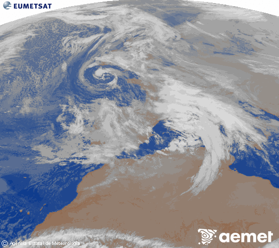 Imagen de la zona de Europa y Norte de �frica del canal infrarrojo del sat�lite Meteosat operacional en 0�N 0�W, procesada para darle color.&nbsp;dimarts, 23 de desembre  2025 01:00