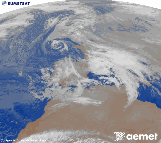 Imagen de la zona de Europa y Norte de �frica del canal infrarrojo del sat�lite Meteosat operacional en 0�N 0�W, procesada para darle color.&nbsp;dimarts, 23 de desembre  2025 06:00