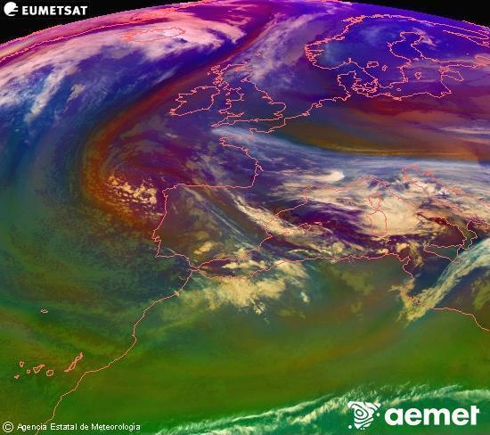 Composici� RGB en la qual es barregen diversos canals del sat�l�lit Meteosat operacional en 0�N 0�W, que ens d�na una idea de les caracter�stiques de les masses d'aire i de la nuvolositat.&nbsp;dimarts, 23 de desembre  2025 23:00