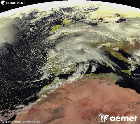 Esta imagen se genera utilizando informaci�n de los canales visibles del sat�lite METEOSAT perteneciente a la segunda generaci�n de sat�lites Meteosat (MSG). Por ese motivo, s�lo hay informaci�n en la zona iluminada por el sol. Adem�s, los canales han sido normalizados para que el brillo no dependa de la posici�n del sol.&nbsp;viernes, 13 febrero 2026 a las 13:00