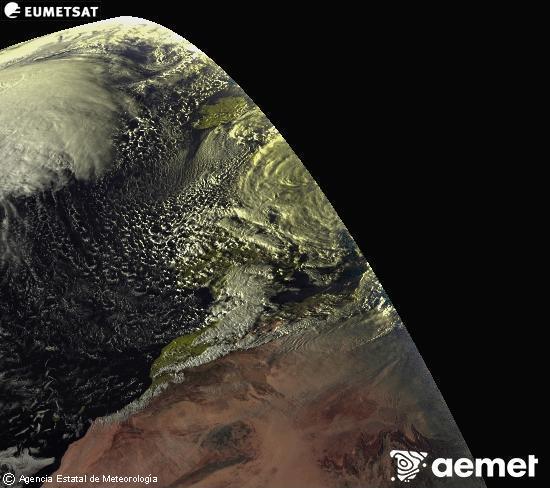 Esta imagen se genera utilizando informaci�n de los canales visibles del sat�lite METEOSAT perteneciente a la segunda generaci�n de sat�lites Meteosat (MSG). Por ese motivo, s�lo hay informaci�n en la zona iluminada por el sol. Adem�s, los canales han sido normalizados para que el brillo no dependa de la posici�n del sol.&nbsp;viernes, 13 febrero 2026 a las 18:00